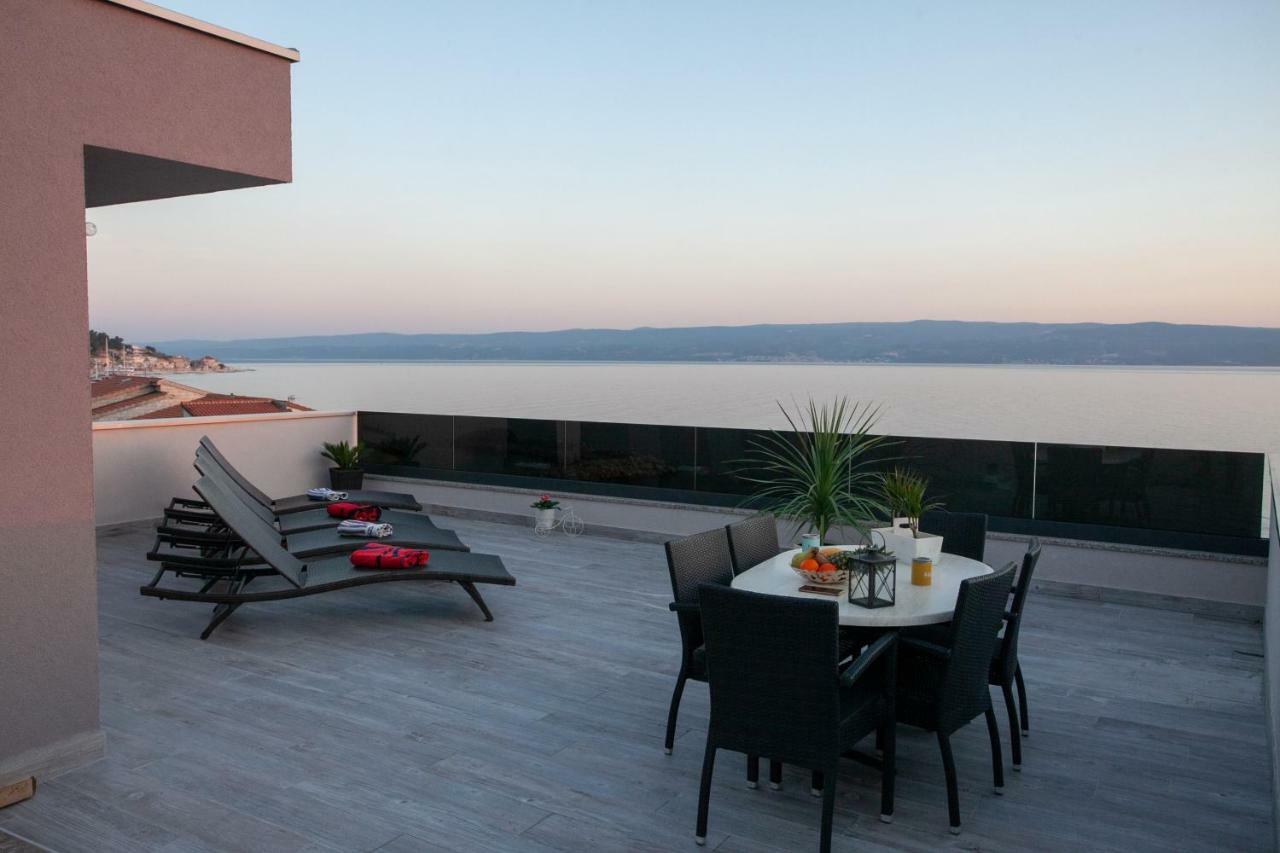 Luxury Apartments Beach Jesenice  Buitenkant foto